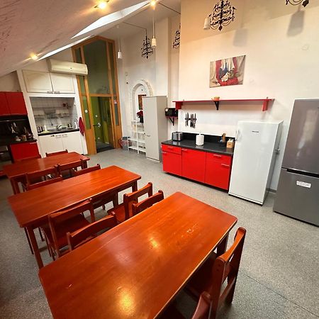 25 Hours Hostel Vilnius Exterior photo