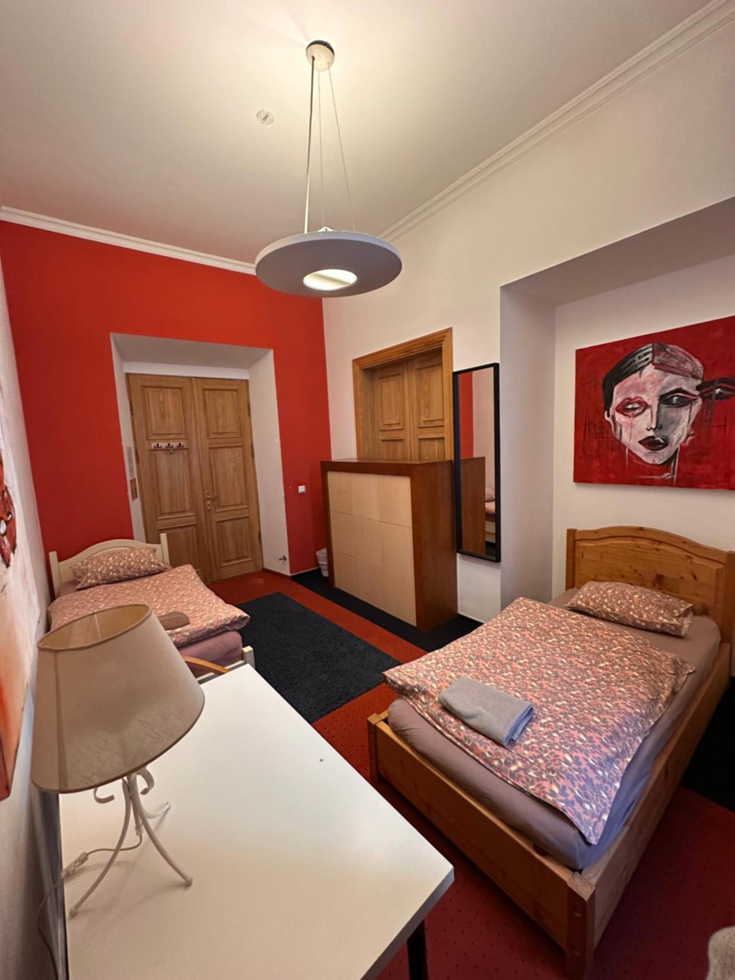 25 Hours Hostel Vilnius Exterior photo