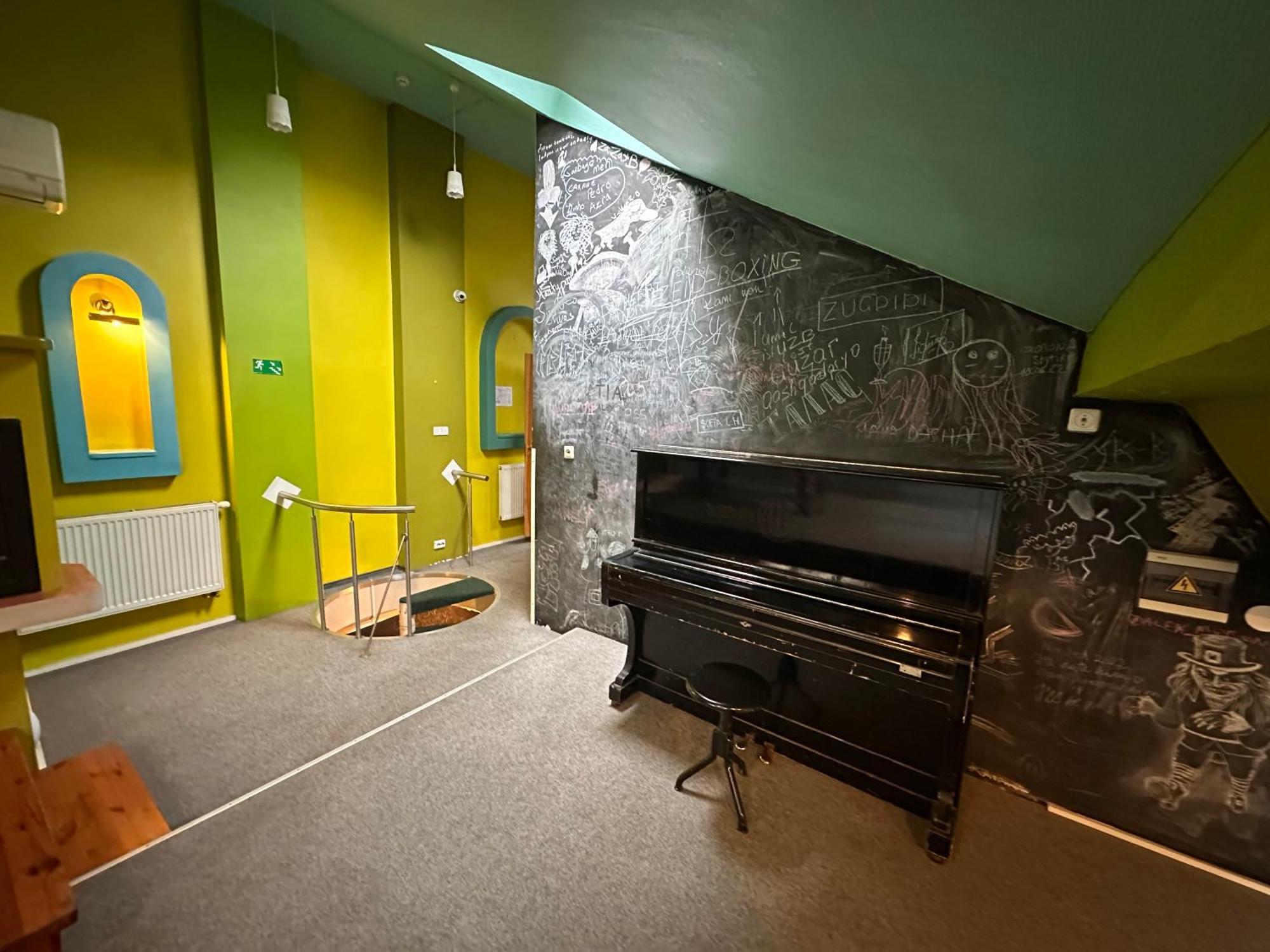 25 Hours Hostel Vilnius Exterior photo